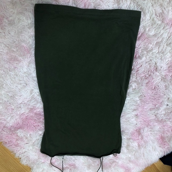 Dress - Picture 4 of 4